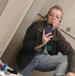 Meet your Posher, Megan